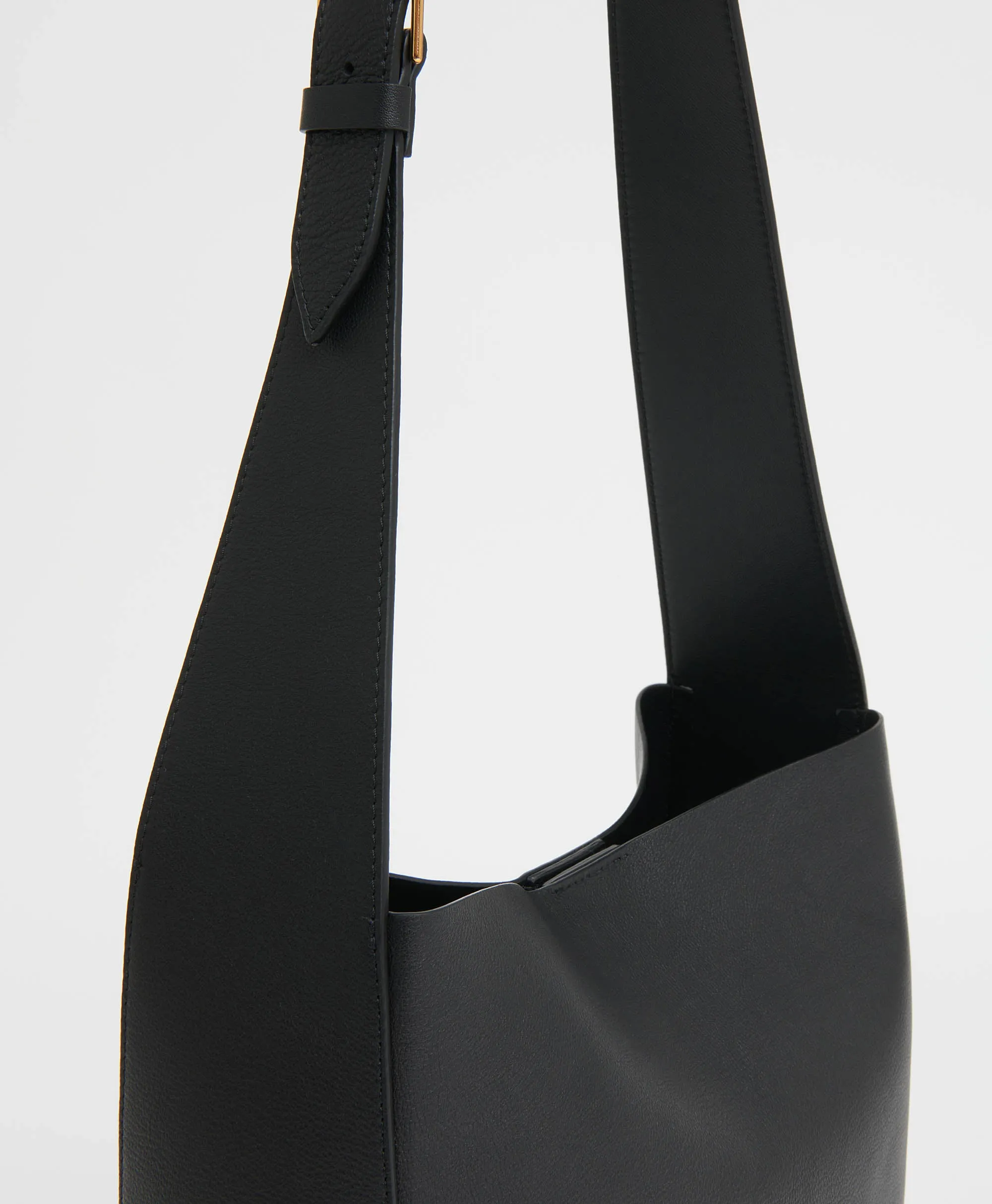 Box Tote - Black
